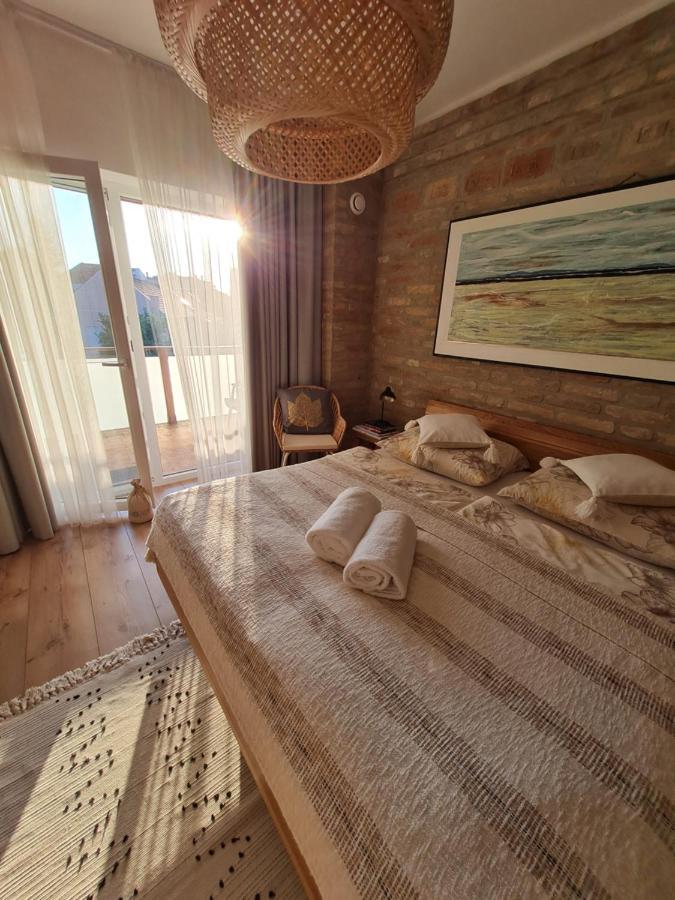 Art Gallery Apartment Nové Zámky 外观 照片